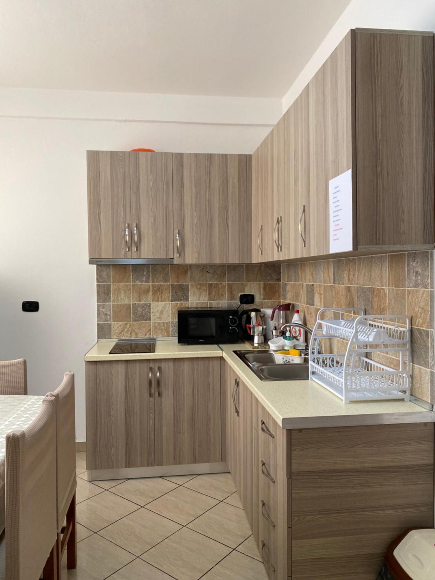 Rikardo Apartament Apartment Vlore Exterior photo